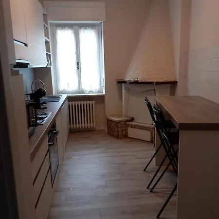 La Casa Di Tina - *