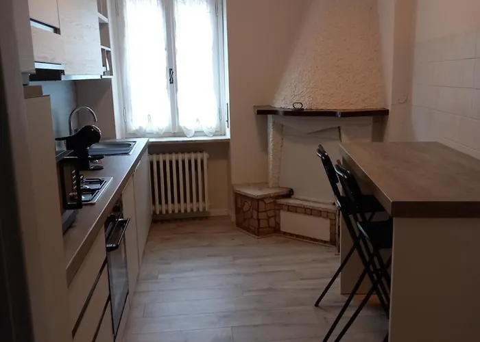 La Casa Di Tina - *