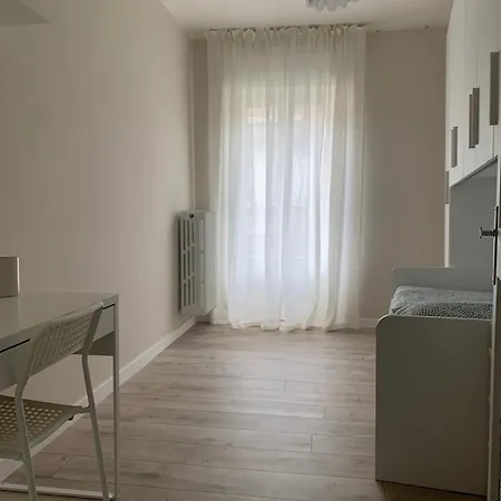 La Casa Di Tina - *