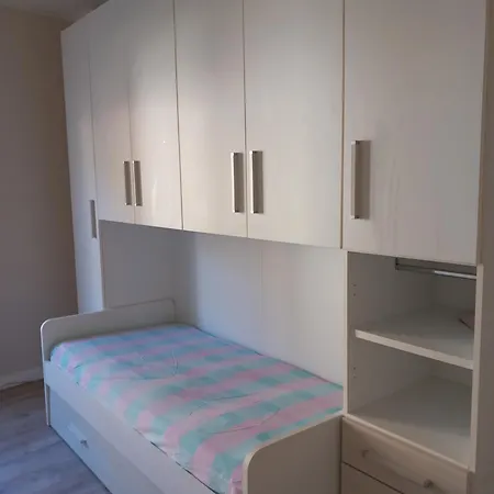 La Casa Di Tina - *